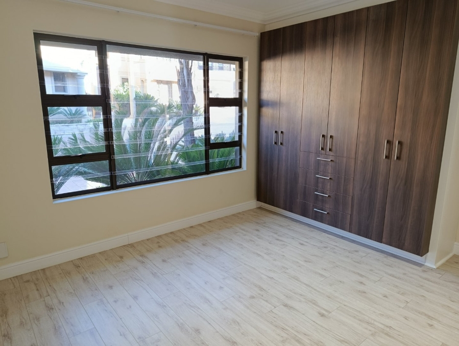 5 Bedroom Property for Sale in Kiepersol Free State